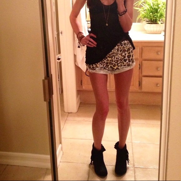 One Teaspoon Leopard Bandits Denim Cutoff Shorts - Picture 8 of 8